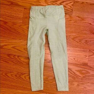 Hanna Andersson girls green leggings. Size 6-7